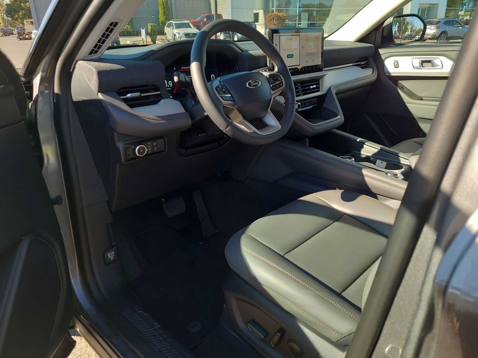 Thumbnail: 2026 Ford Explorer - 10