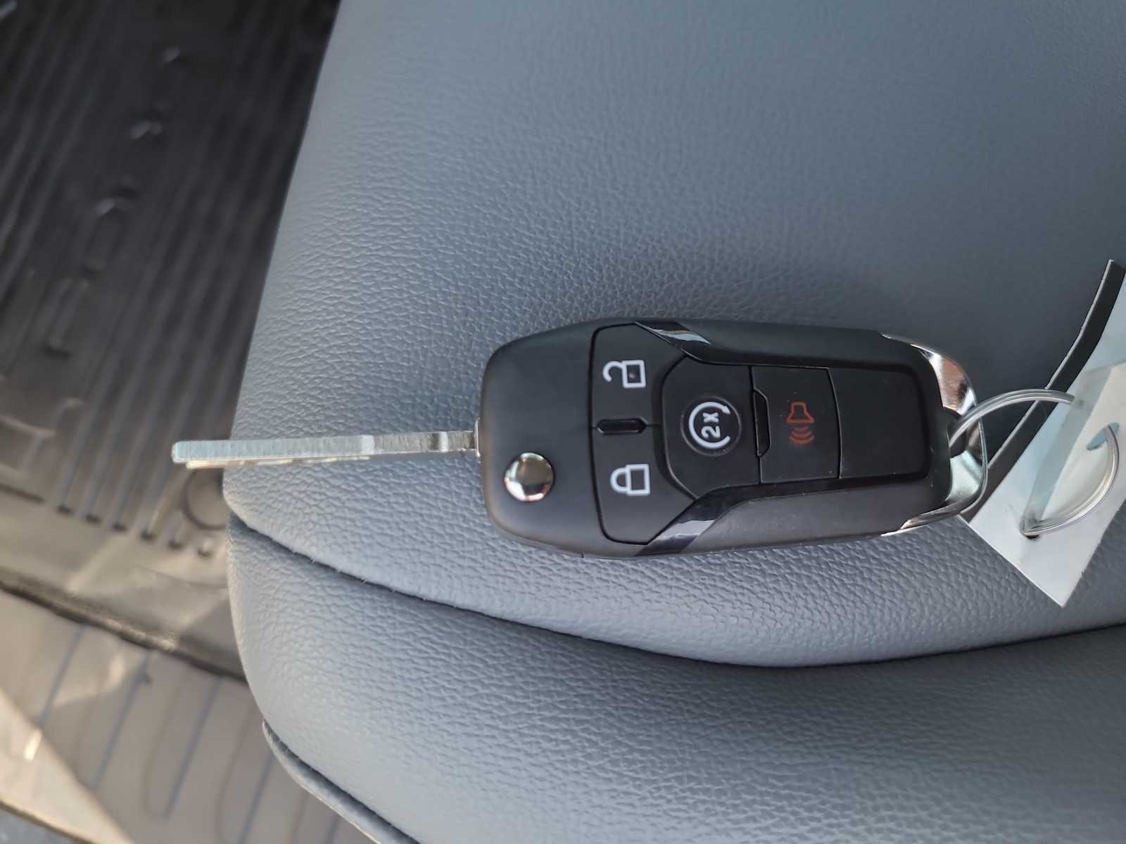 Thumbnail: 2025 Ford F-250 - 28