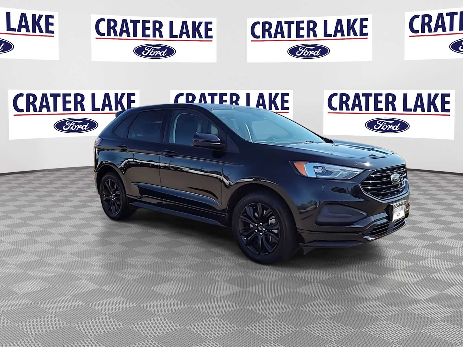 2022 Ford Edge SE photo 2