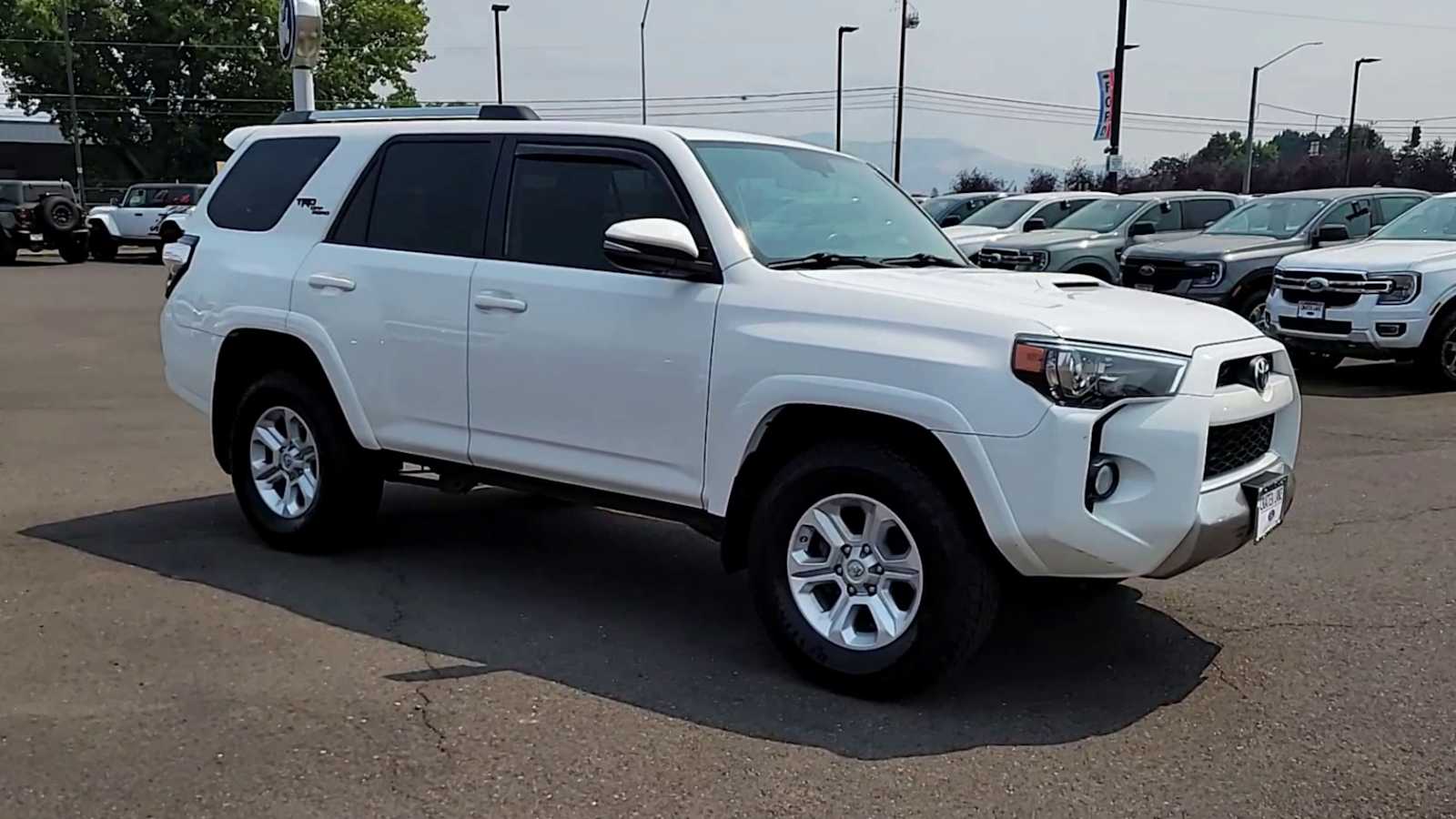 Used 2018 Toyota 4Runner Off-Road Premium with VIN JTEBU5JR2J5591293 for sale in Medford, OR