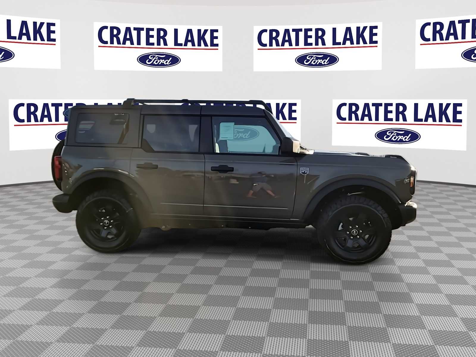 Thumbnail: 2025 Ford Bronco - 9