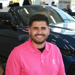 Staff member Marco Ortega from ID_986493e7715e