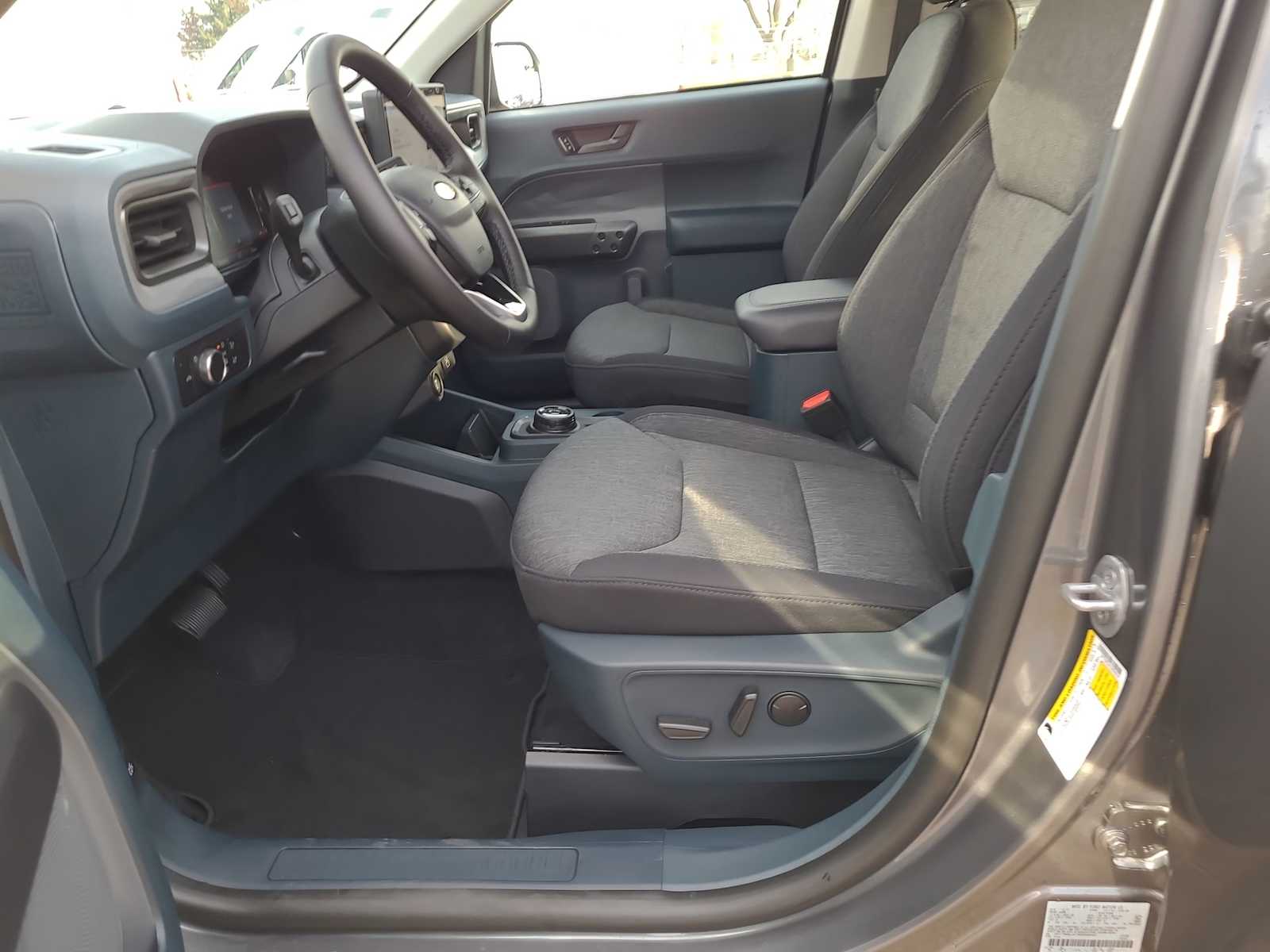 Thumbnail: 2025 Ford Maverick - 19