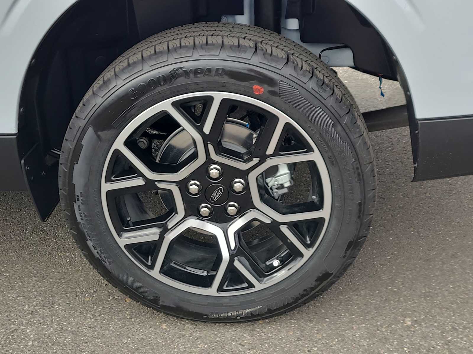 Thumbnail: 2025 Ford Maverick - 16