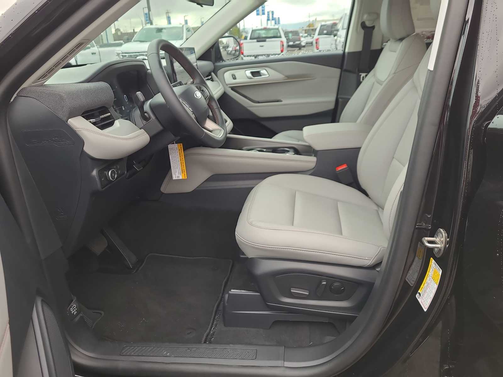 Thumbnail: 2025 Ford Explorer - 19