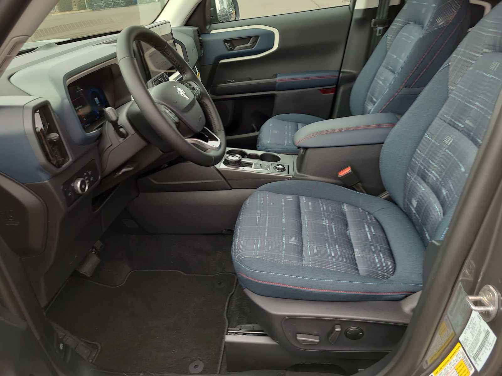 Thumbnail: 2025 Ford Bronco Sport - 19