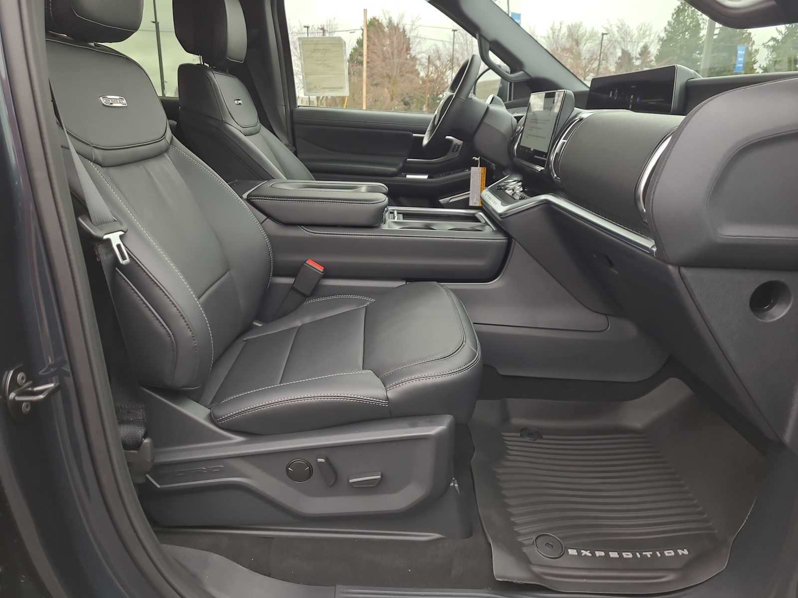 Thumbnail: 2026 Ford Expedition - 22