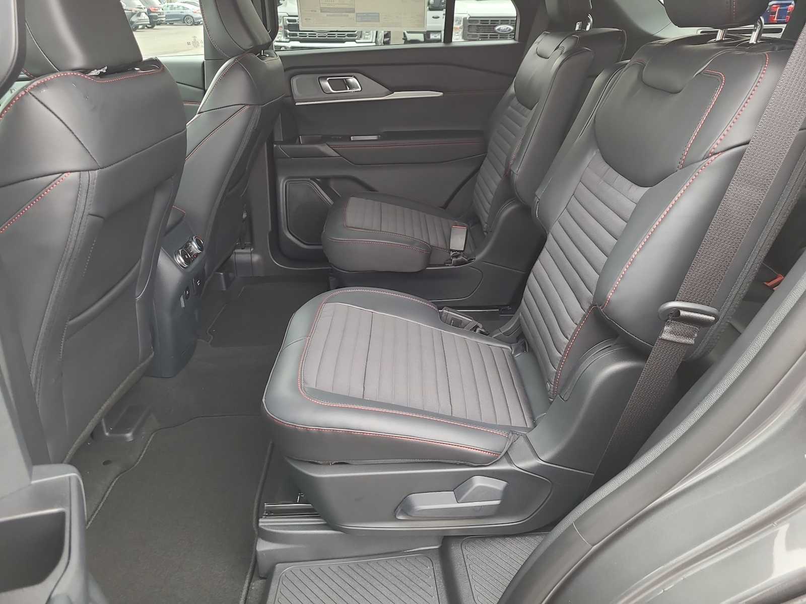 Thumbnail: 2026 Ford Explorer - 21