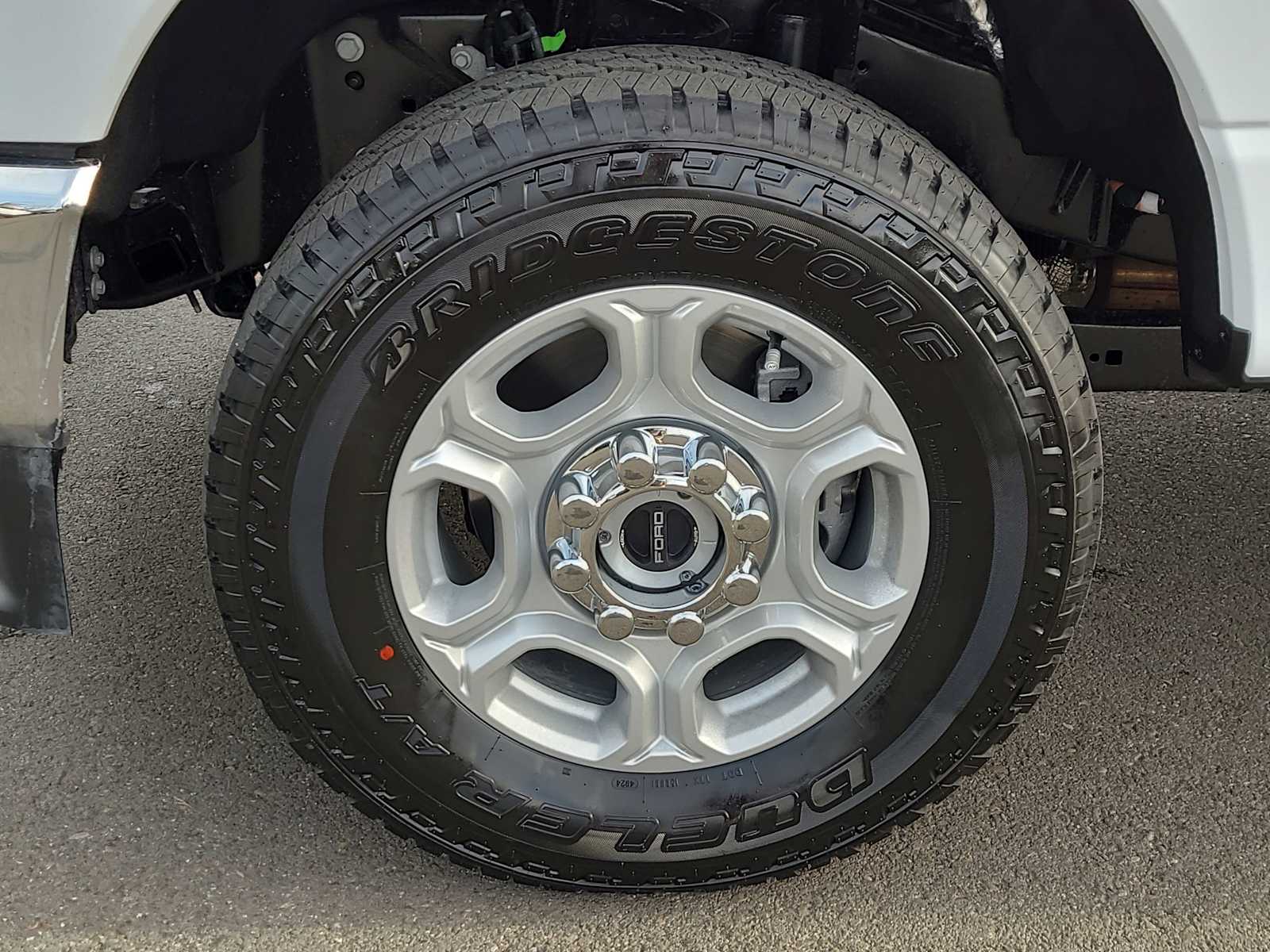 Thumbnail: 2025 Ford F-350 - 16