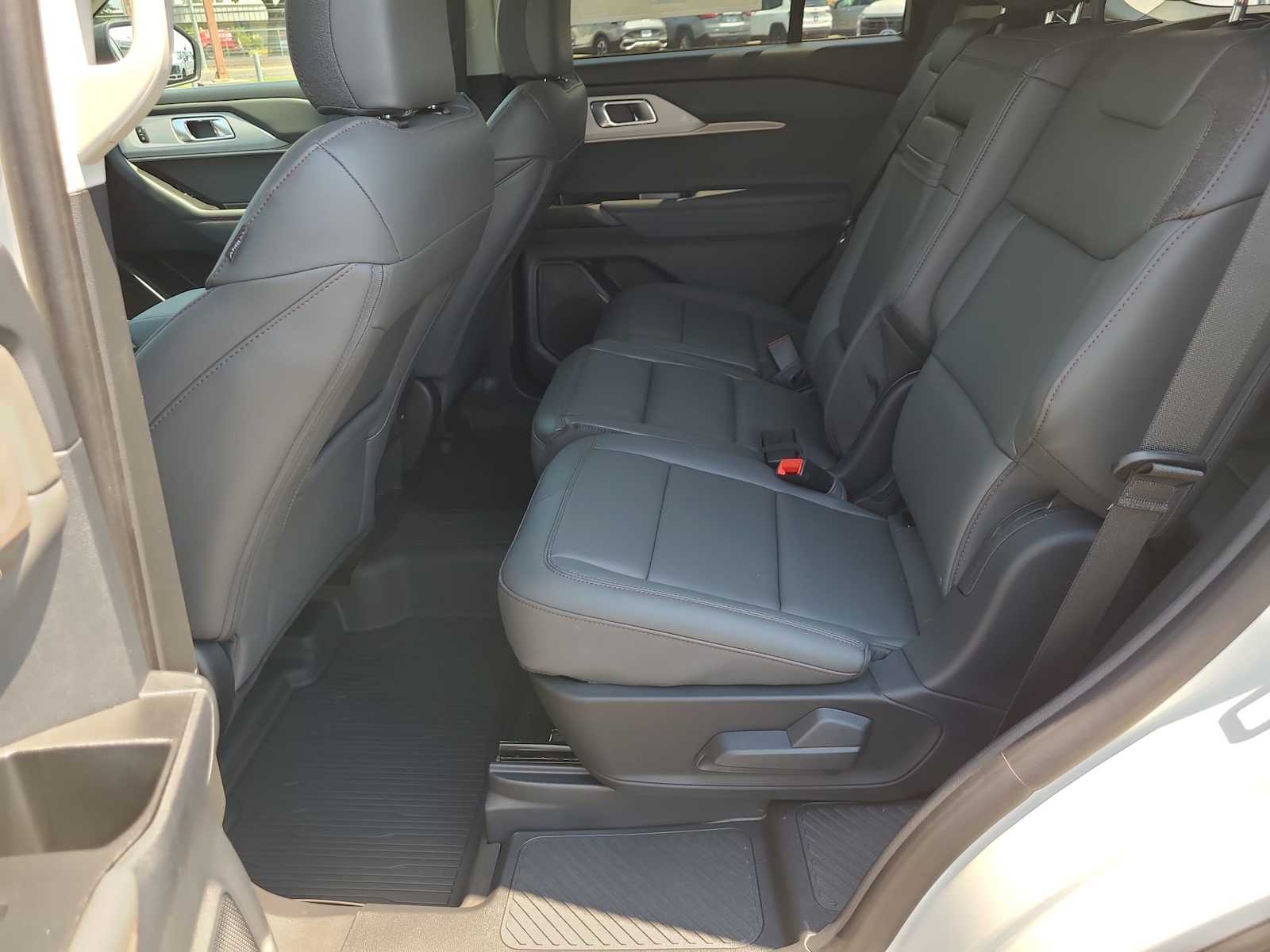Thumbnail: 2025 Ford Explorer - 21