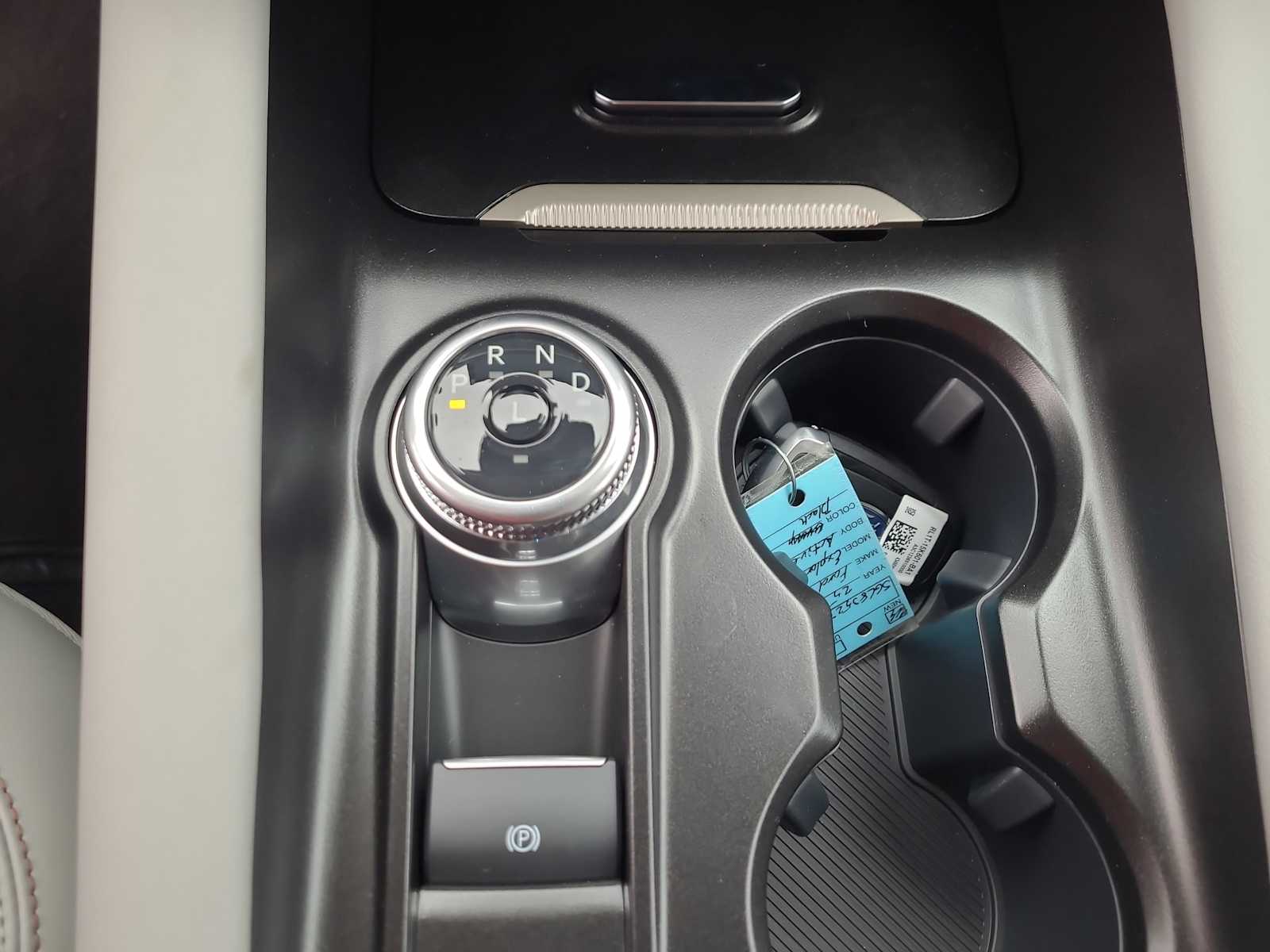 Thumbnail: 2025 Ford Explorer - 25