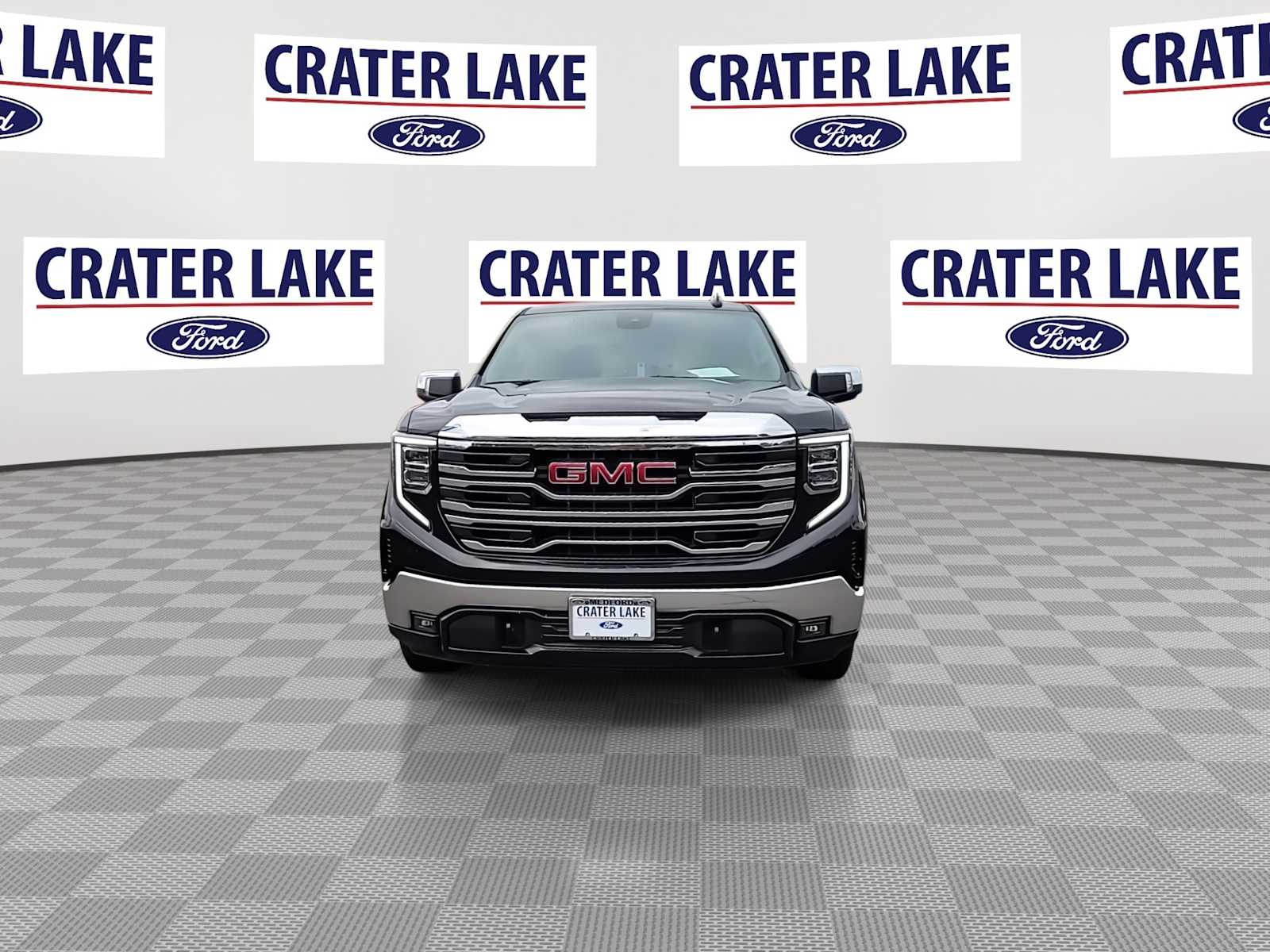 2024 Gmc Sierra 1500 SLT photo 3