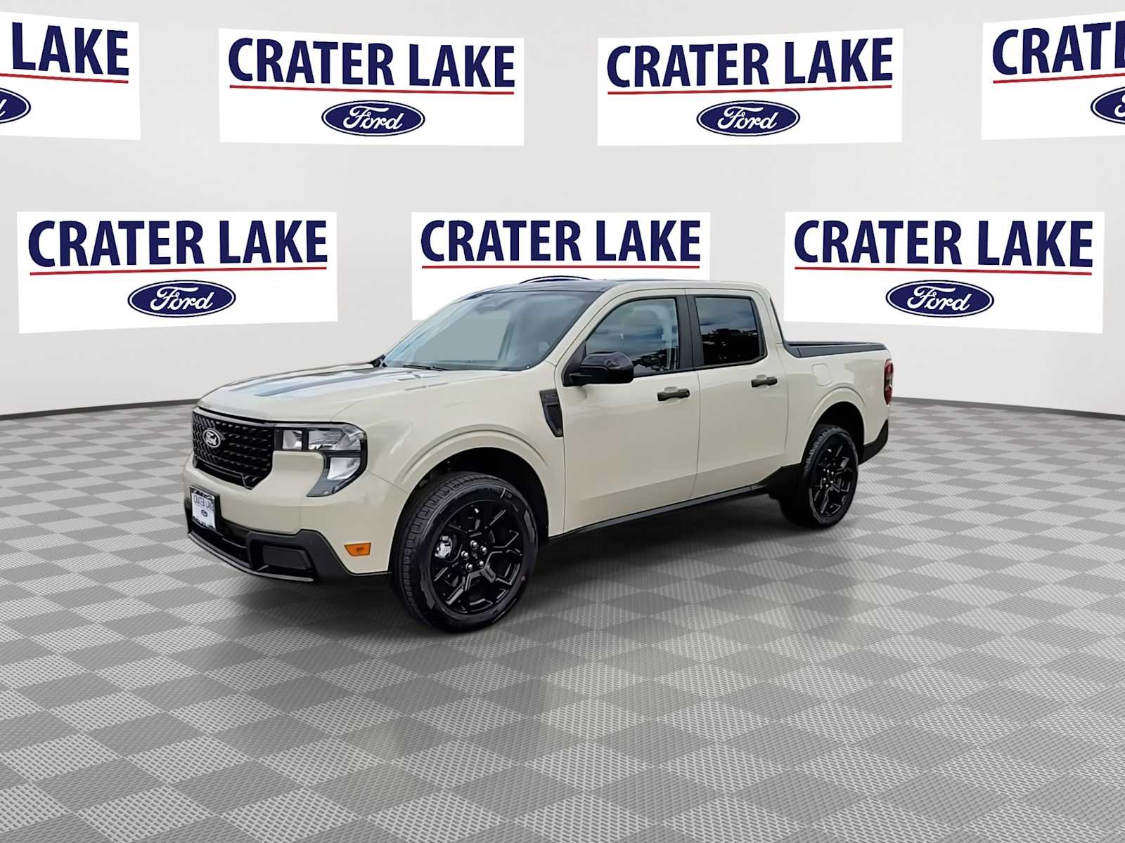 2025 Ford Maverick XLT photo 2