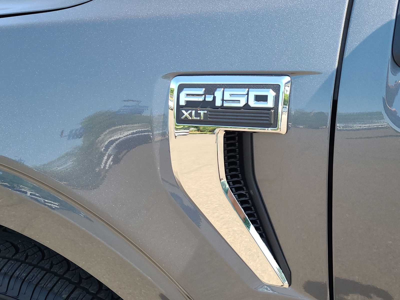 Thumbnail: 2025 Ford F-150 - 15