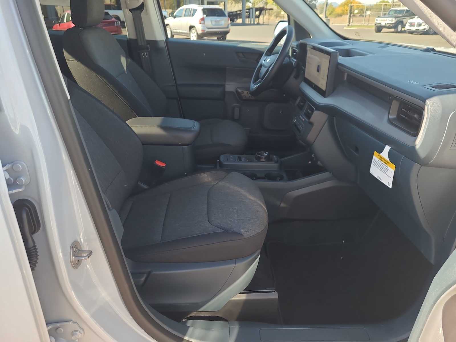 Thumbnail: 2025 Ford Maverick - 22