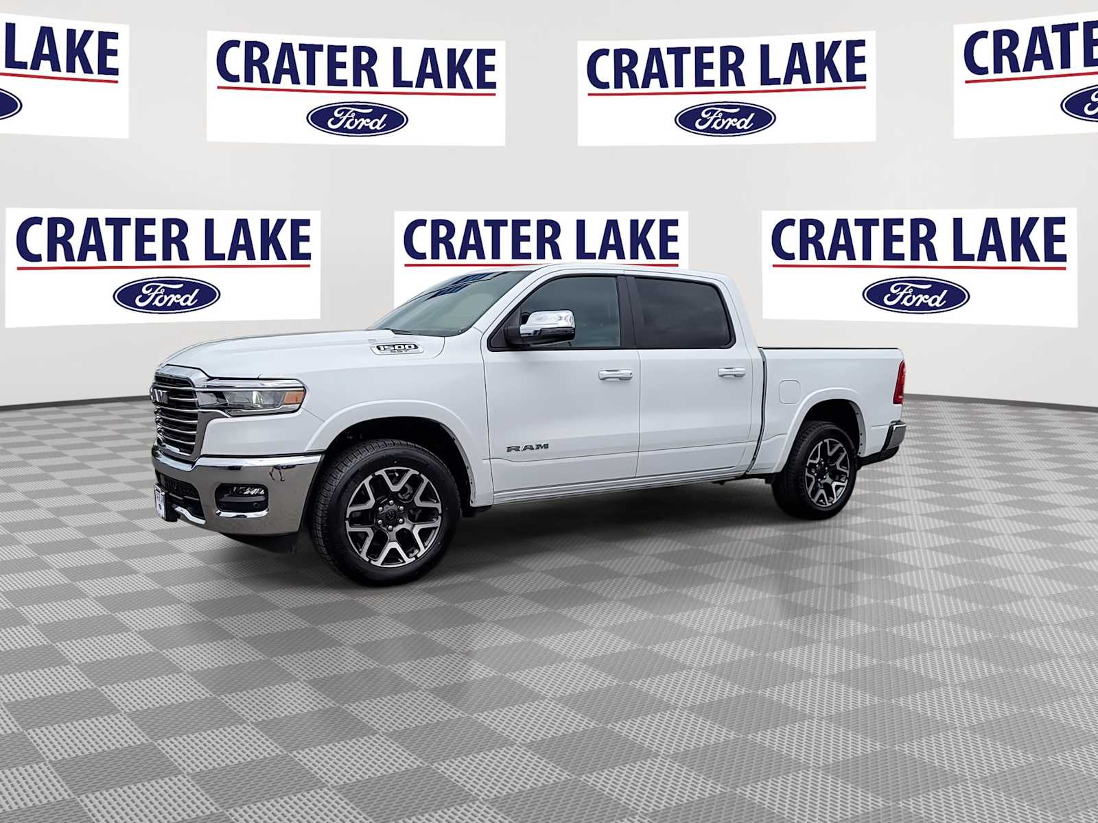 2025 Ram 1500 Laramie photo 3