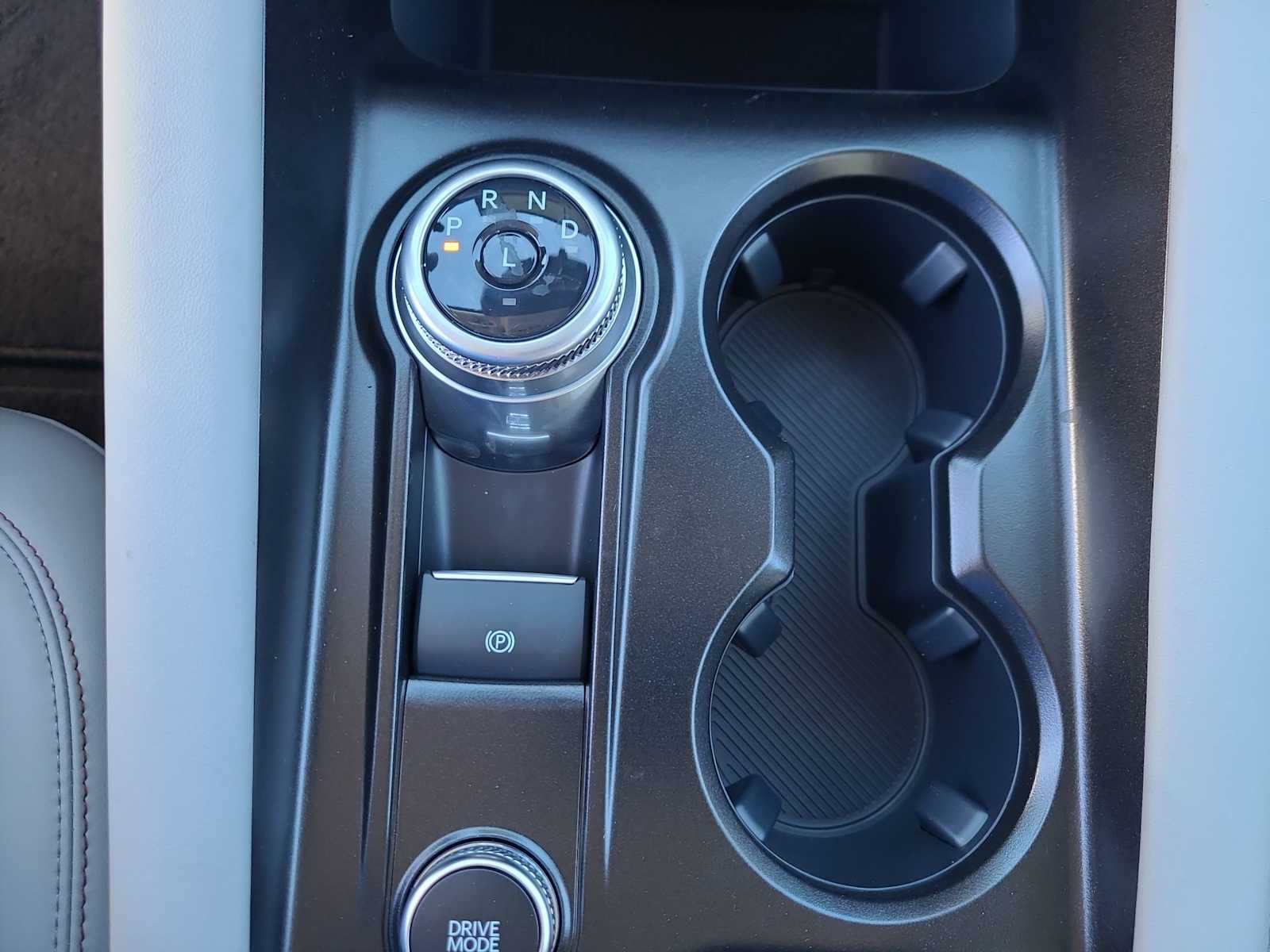 Thumbnail: 2026 Ford Explorer - 25