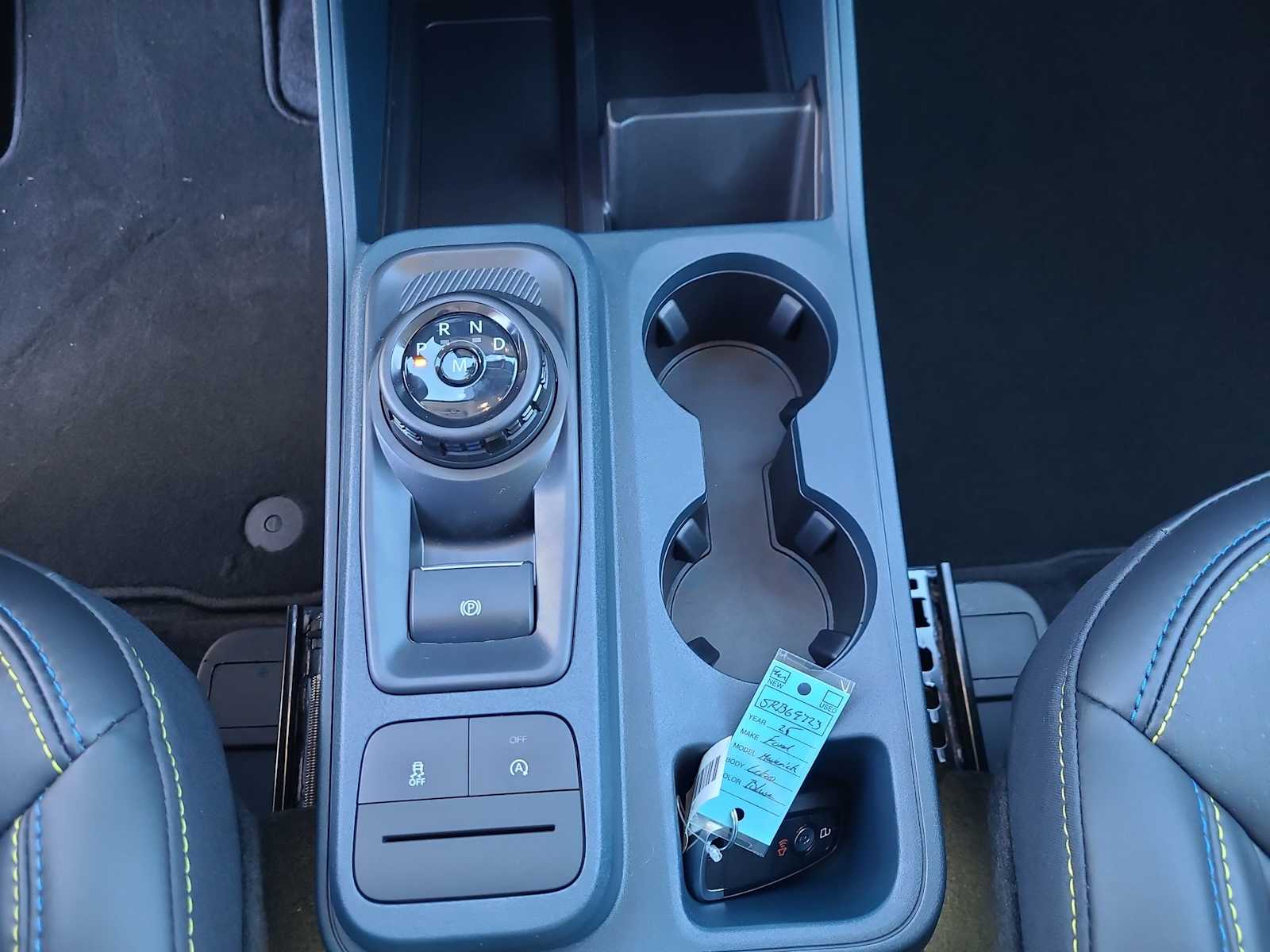 Thumbnail: 2025 Ford Maverick - 25