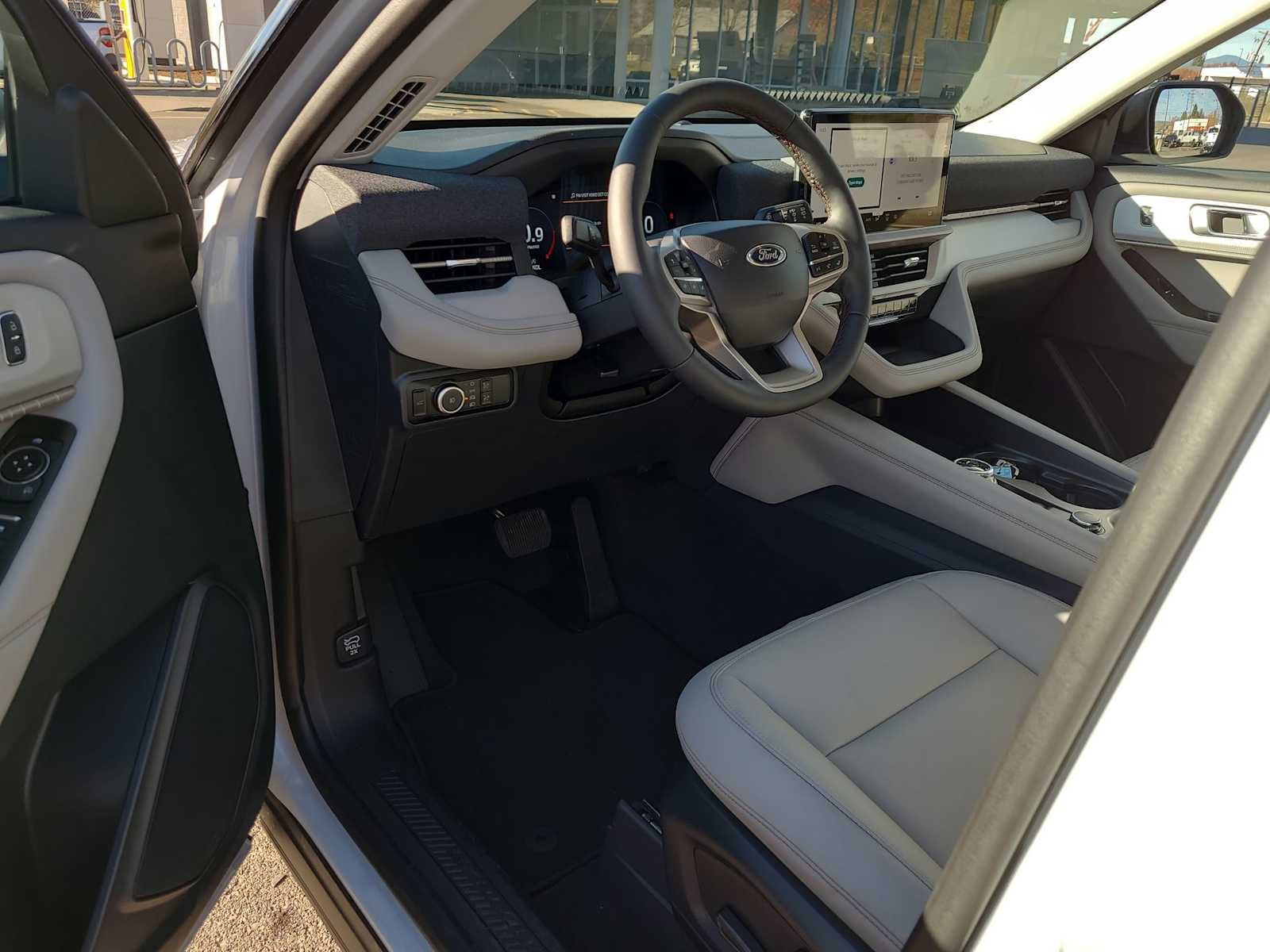 Thumbnail: 2026 Ford Explorer - 10