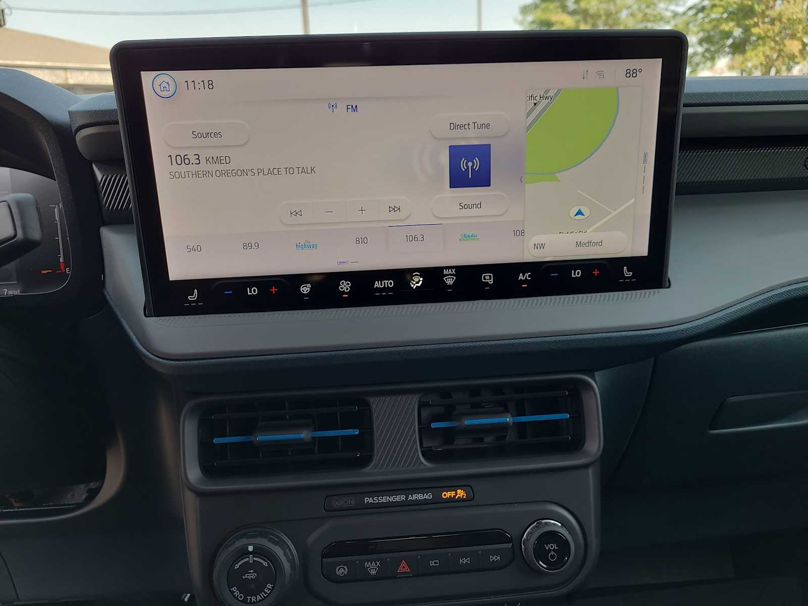 Thumbnail: 2025 Ford Maverick - 24