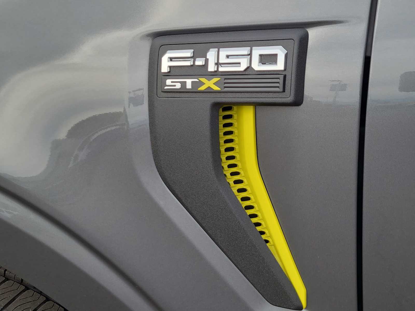 Thumbnail: 2025 Ford F-150 - 15