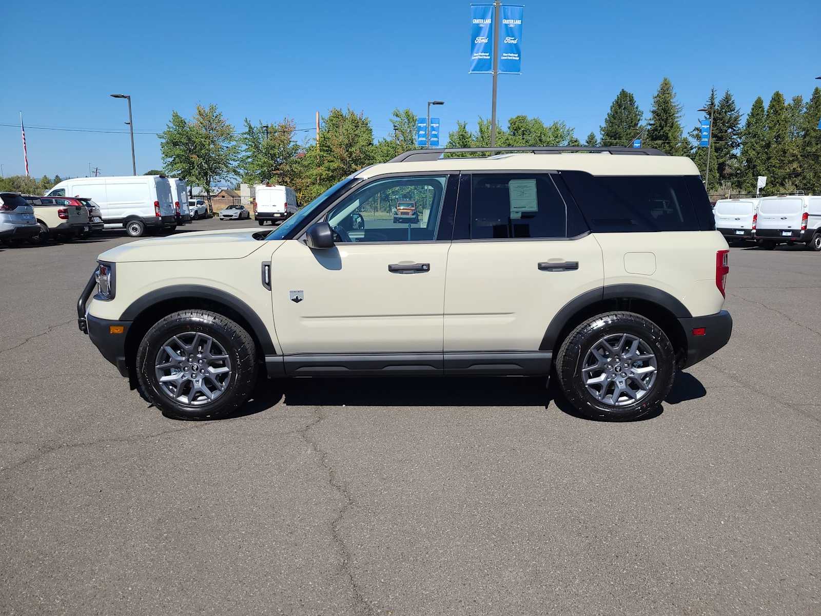 Thumbnail: 2025 Ford Bronco Sport - 11