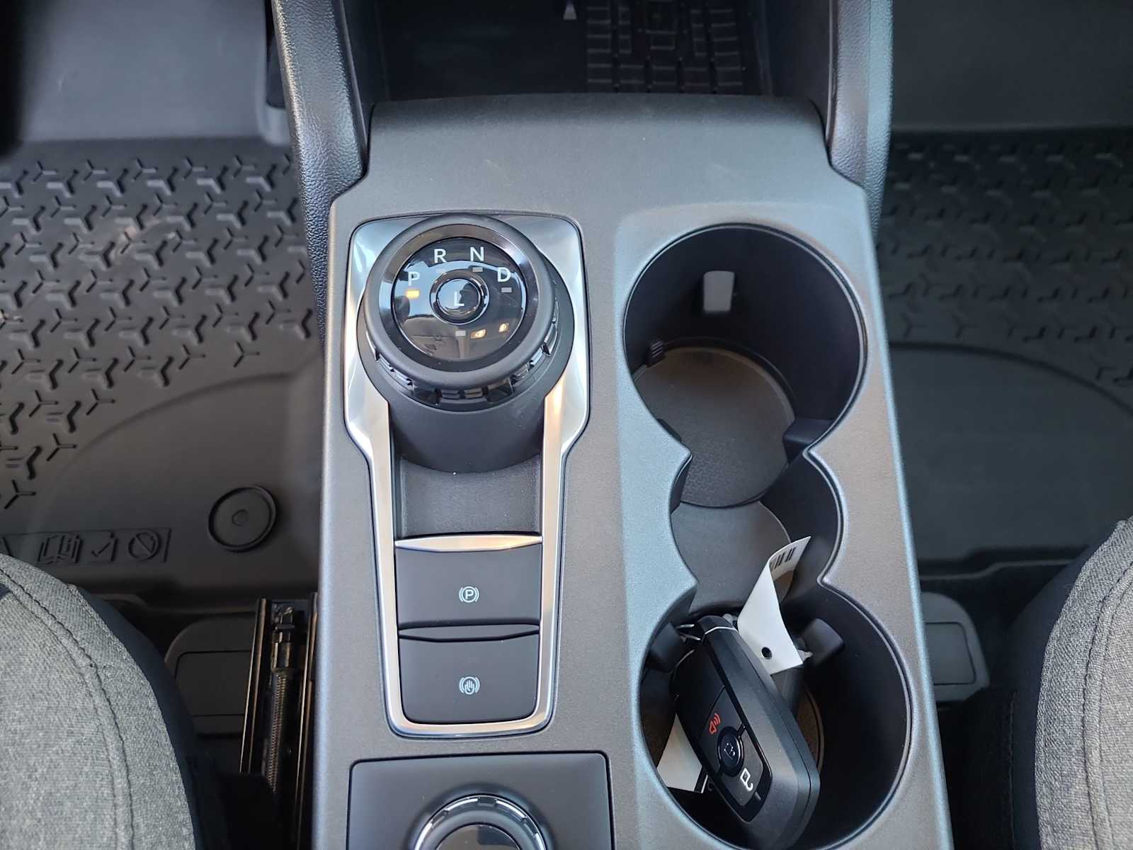 Thumbnail: 2025 Ford Bronco Sport - 25