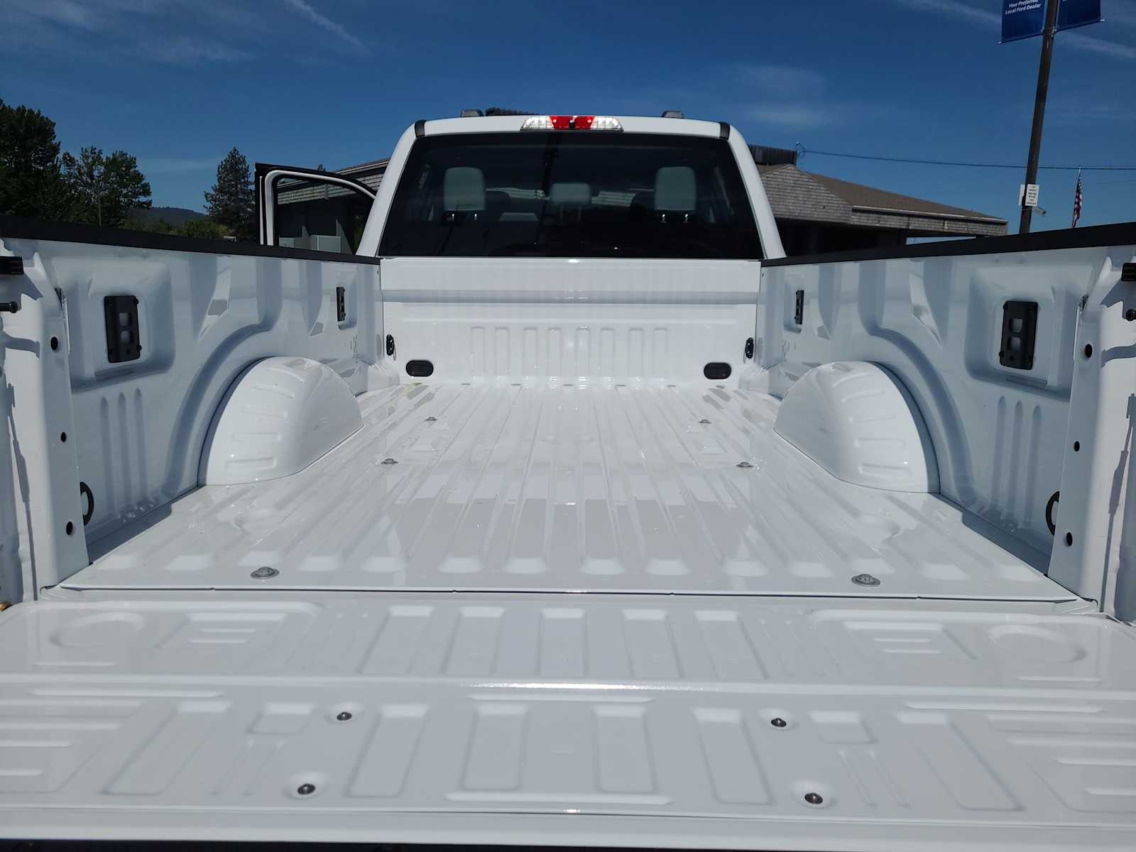 Thumbnail: 2025 Ford F-250 - 27