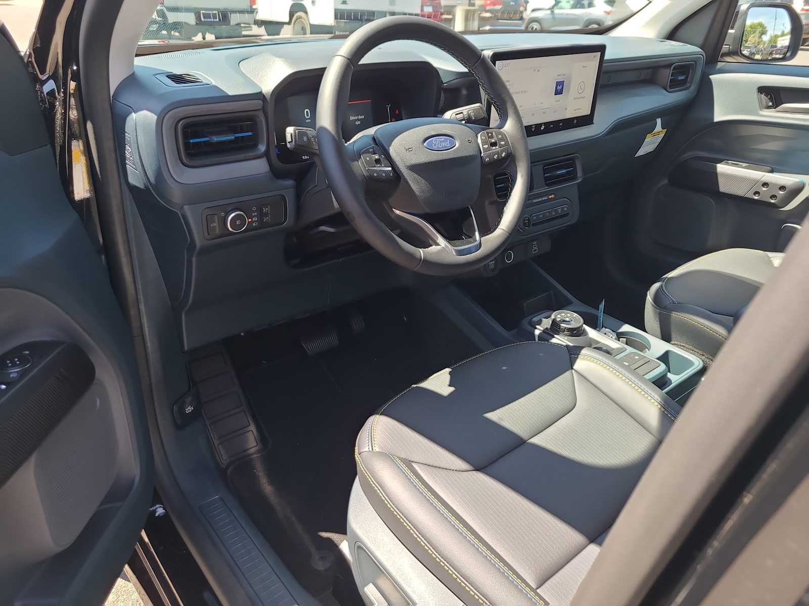 Thumbnail: 2025 Ford Maverick - 10