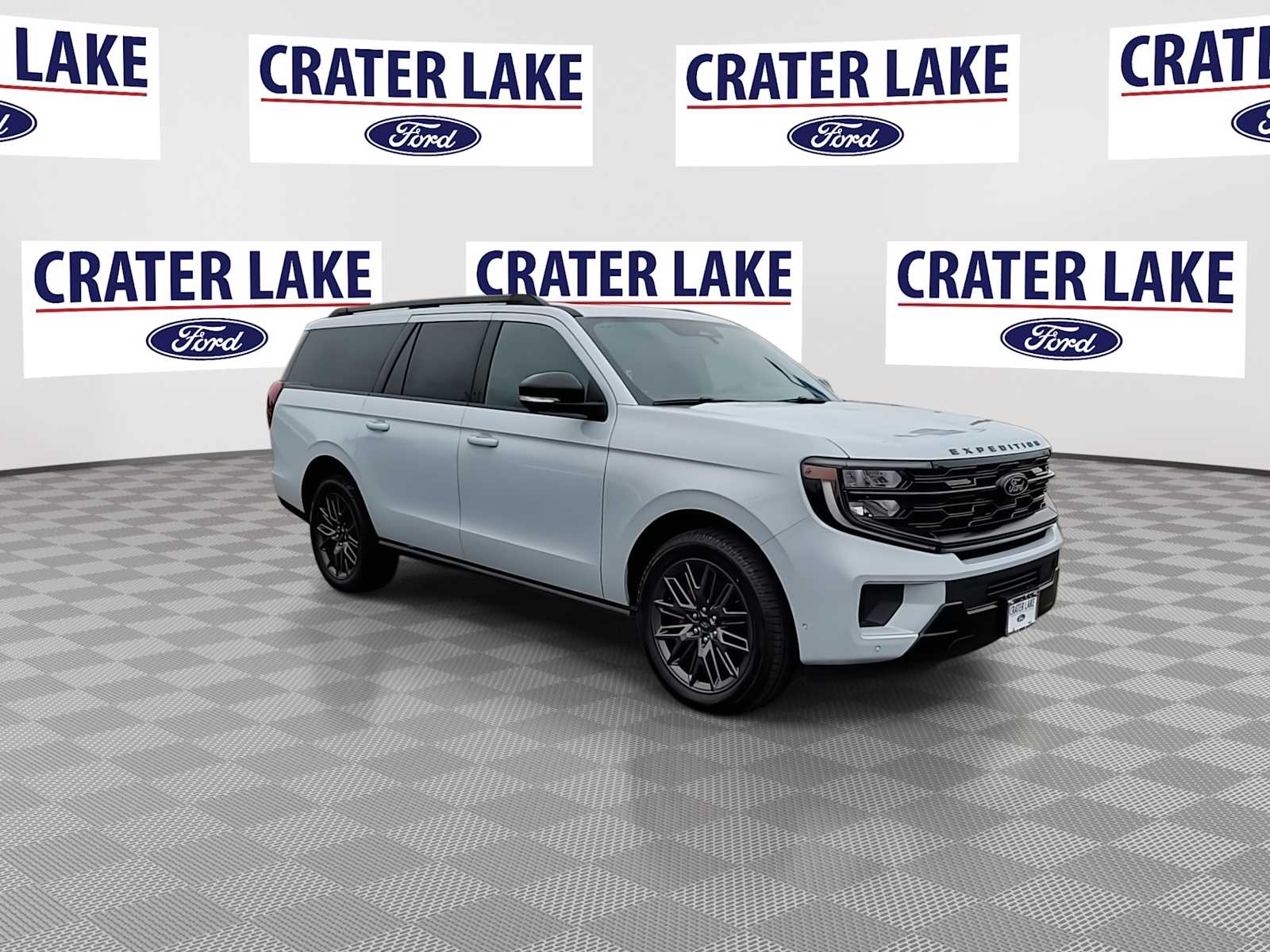 2025 Ford Expedition MAX Platinum photo 2