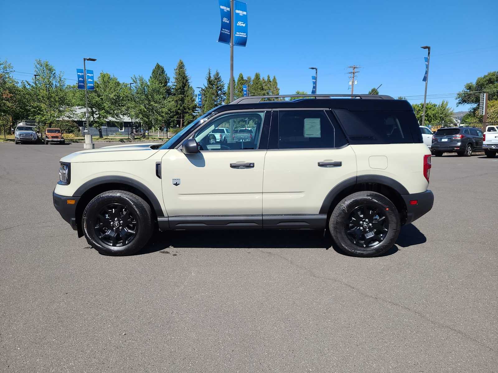 Thumbnail: 2025 Ford Bronco Sport - 11