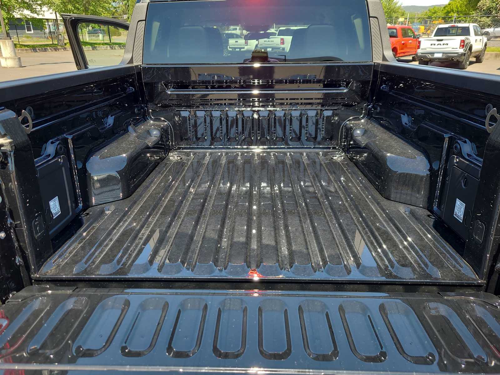 Thumbnail: 2025 Ford Maverick - 27