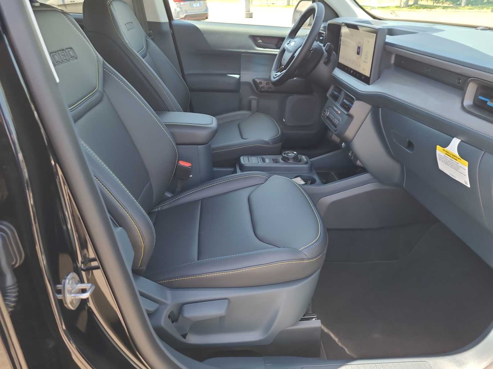 Thumbnail: 2025 Ford Maverick - 22