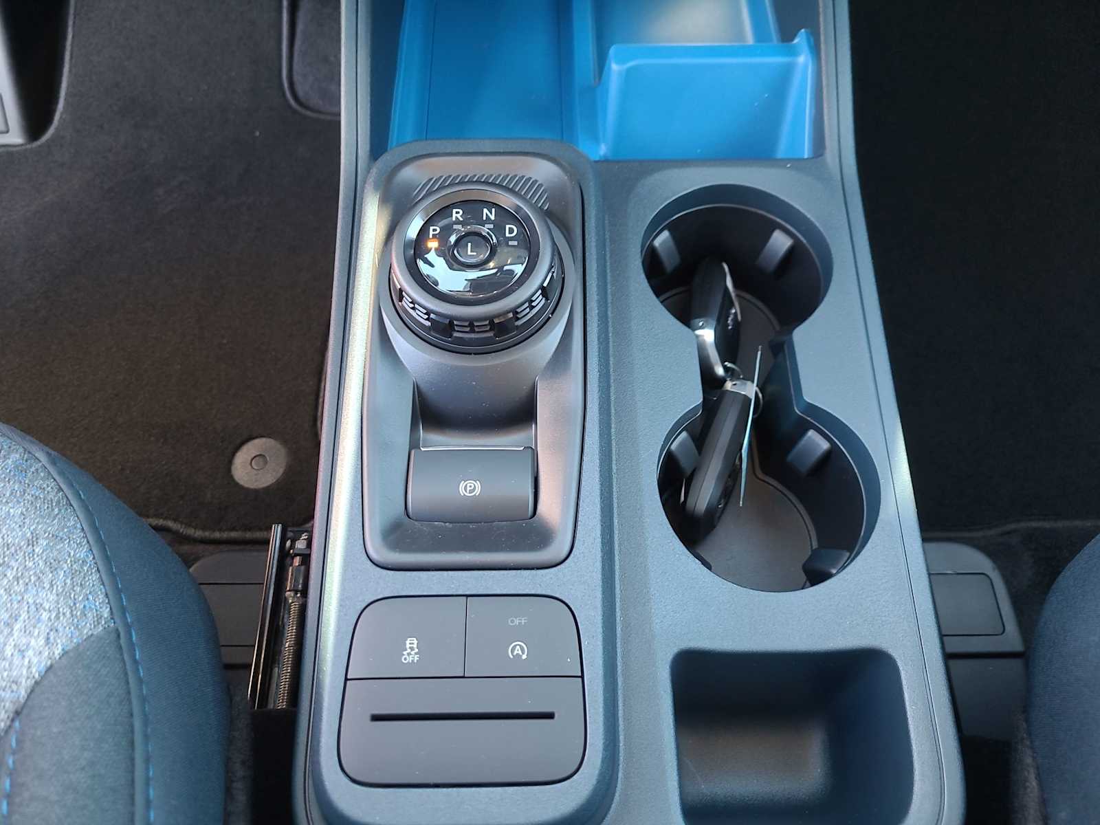 Thumbnail: 2025 Ford Maverick - 25