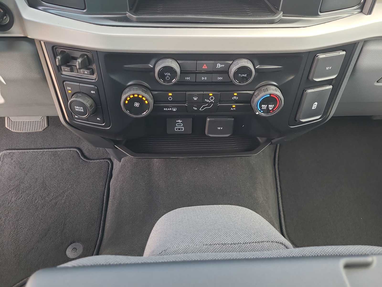 Thumbnail: 2026 Ford F-350 - 25