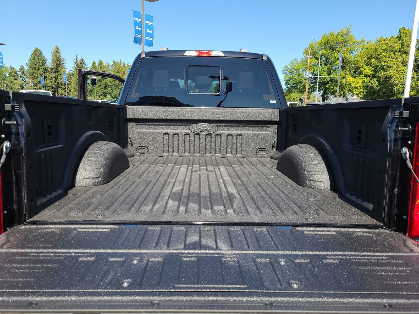 Thumbnail: 2025 Ford F-250 - 27