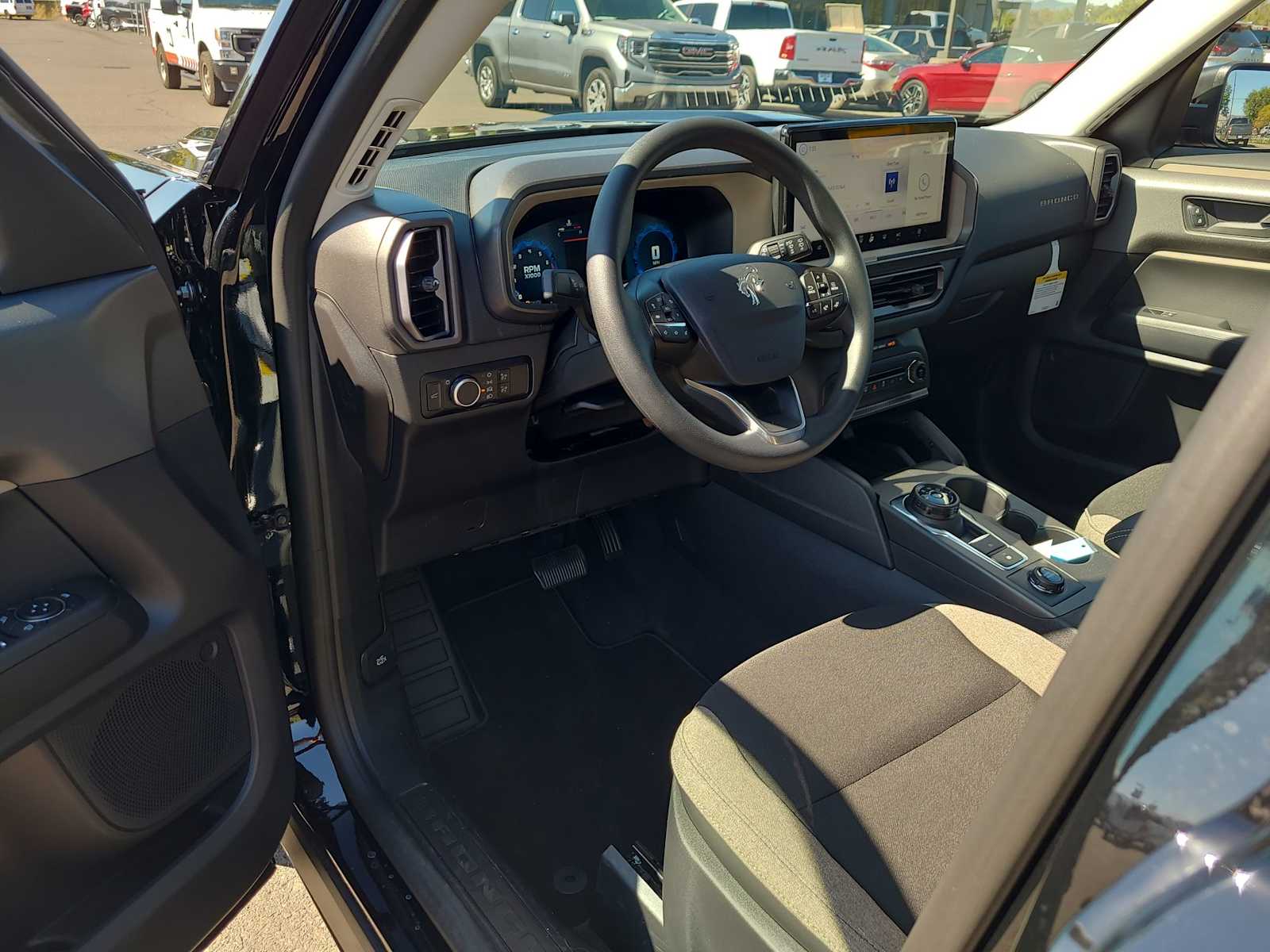 Thumbnail: 2025 Ford Bronco Sport - 10