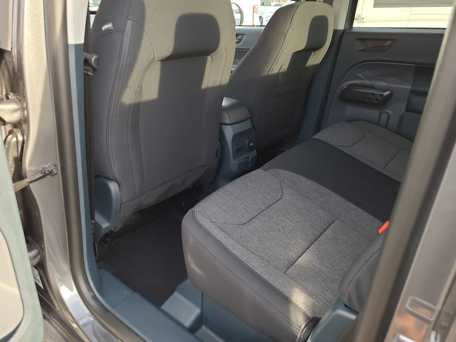 Thumbnail: 2025 Ford Maverick - 20