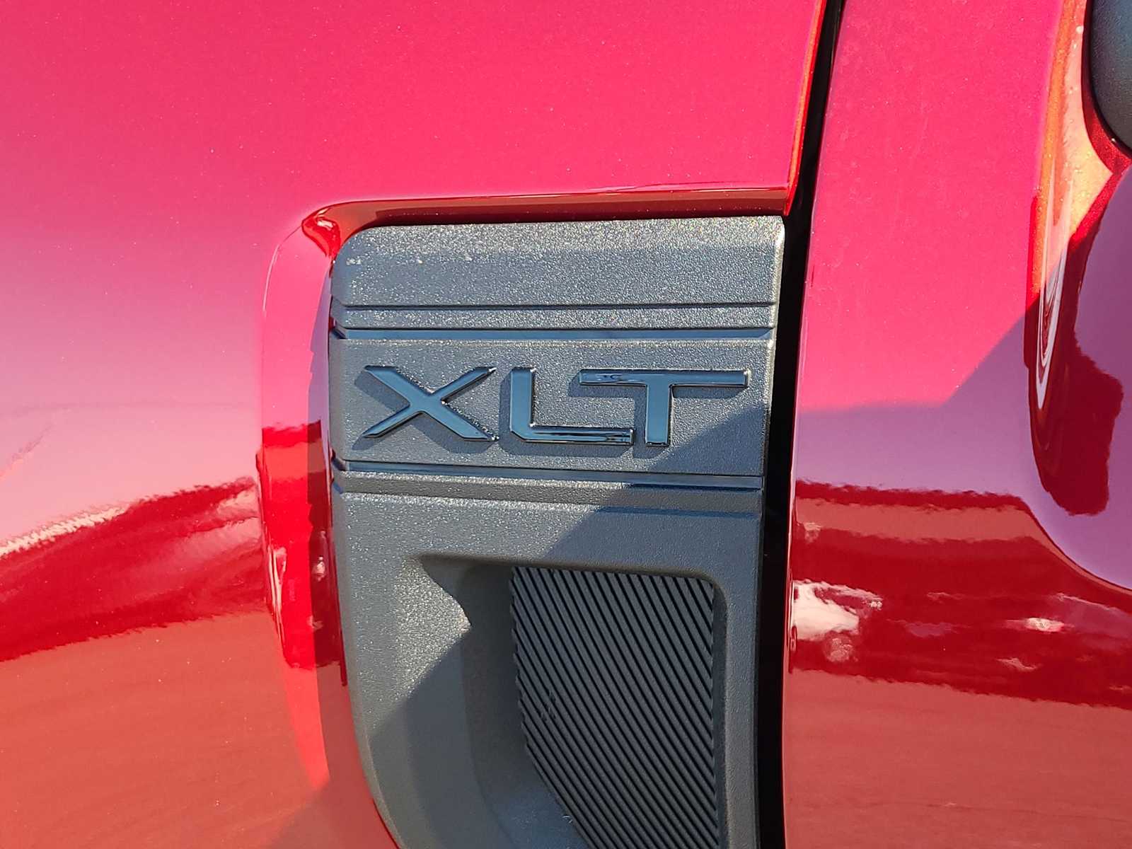 Thumbnail: 2025 Ford Maverick - 15