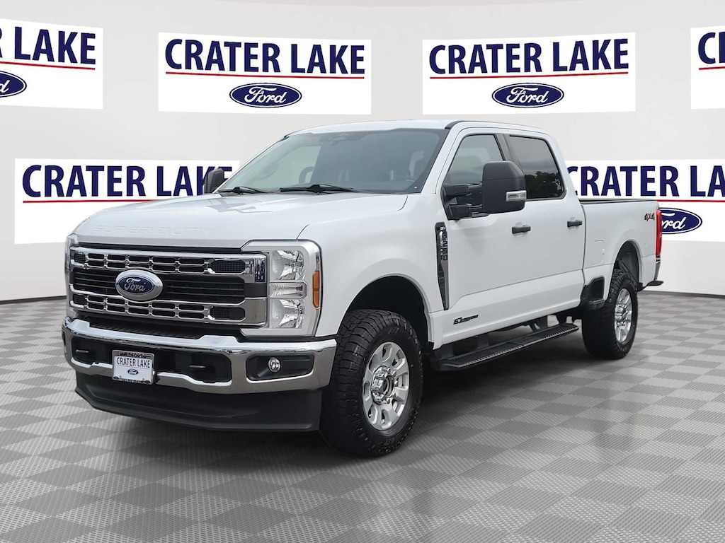 Used 2024 Ford F-250  Truck Crew Cab