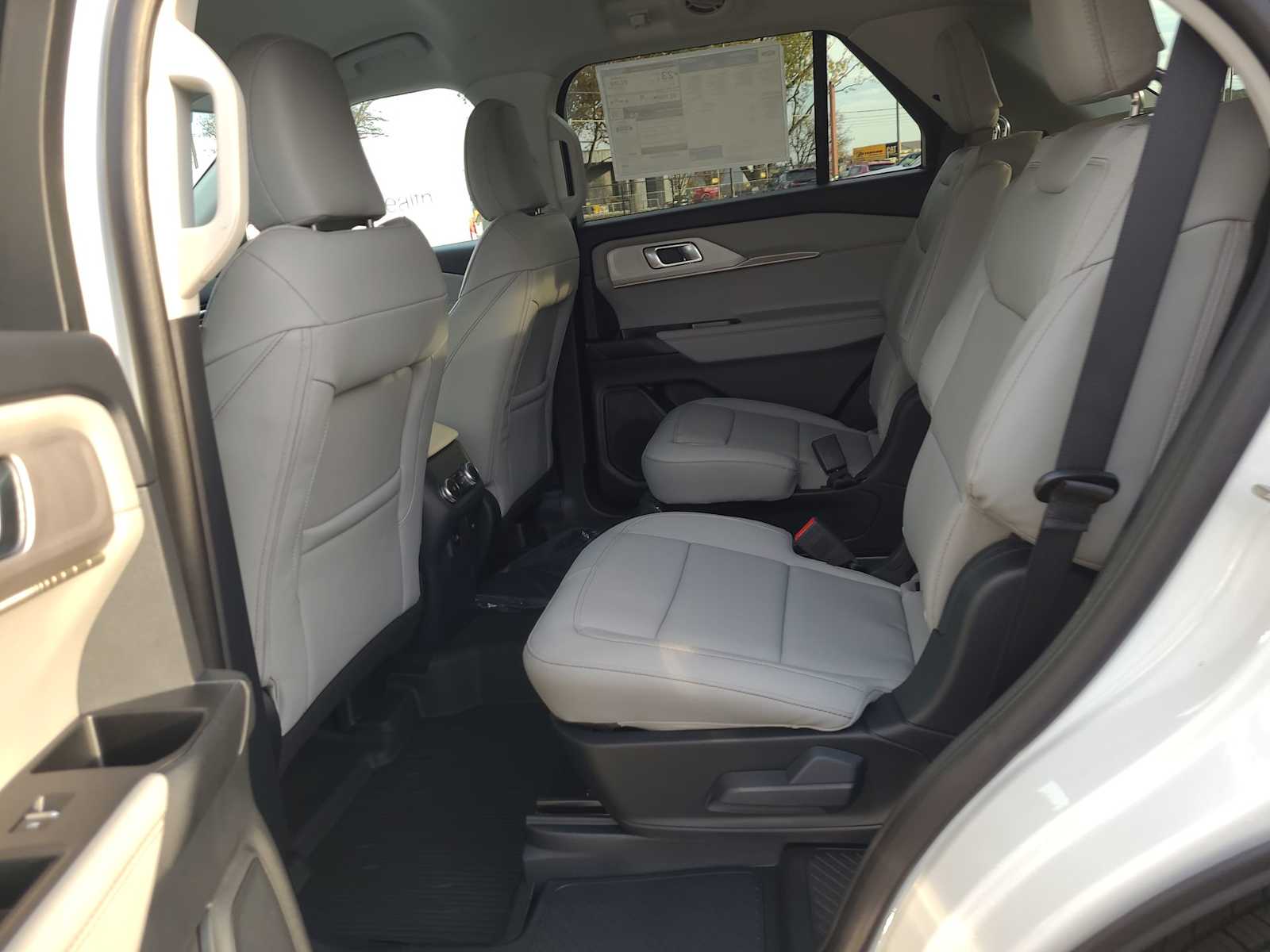 Thumbnail: 2026 Ford Explorer - 21