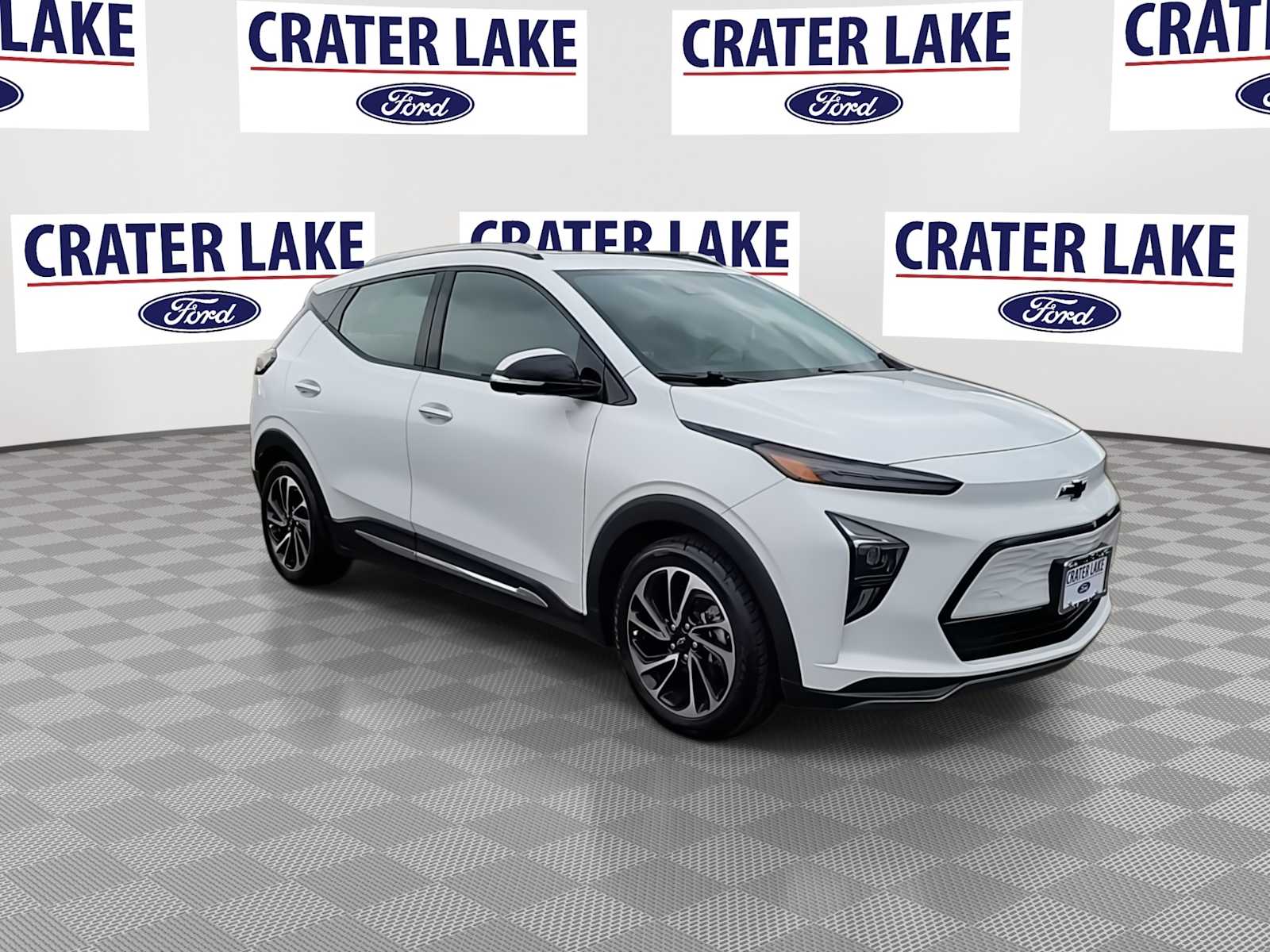 Used 2022 Chevrolet Bolt EUV Premier with VIN 1G1FZ6S02N4110377 for sale in Medford, OR