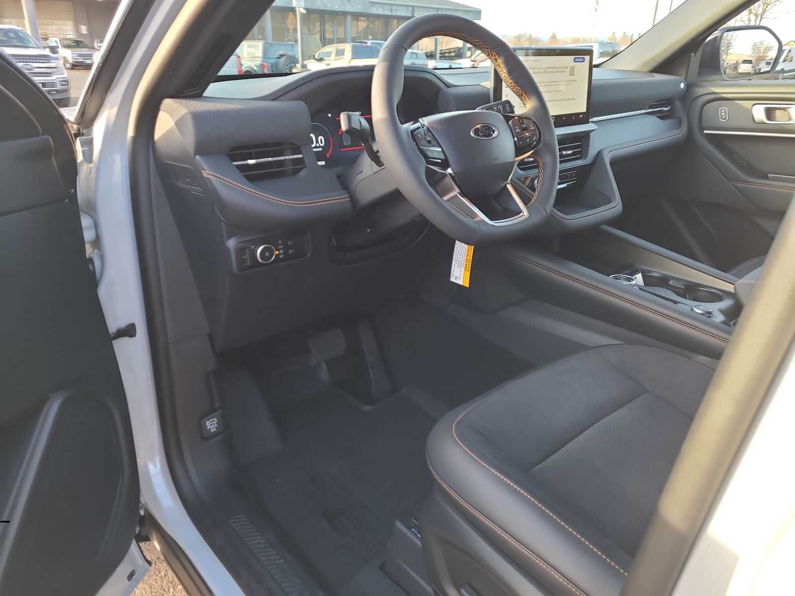 Thumbnail: 2026 Ford Explorer - 10