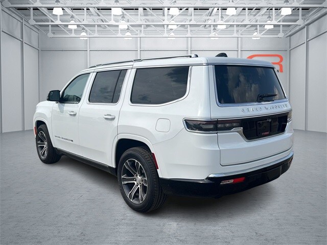 2024 Jeep Grand Wagoneer Base photo 4