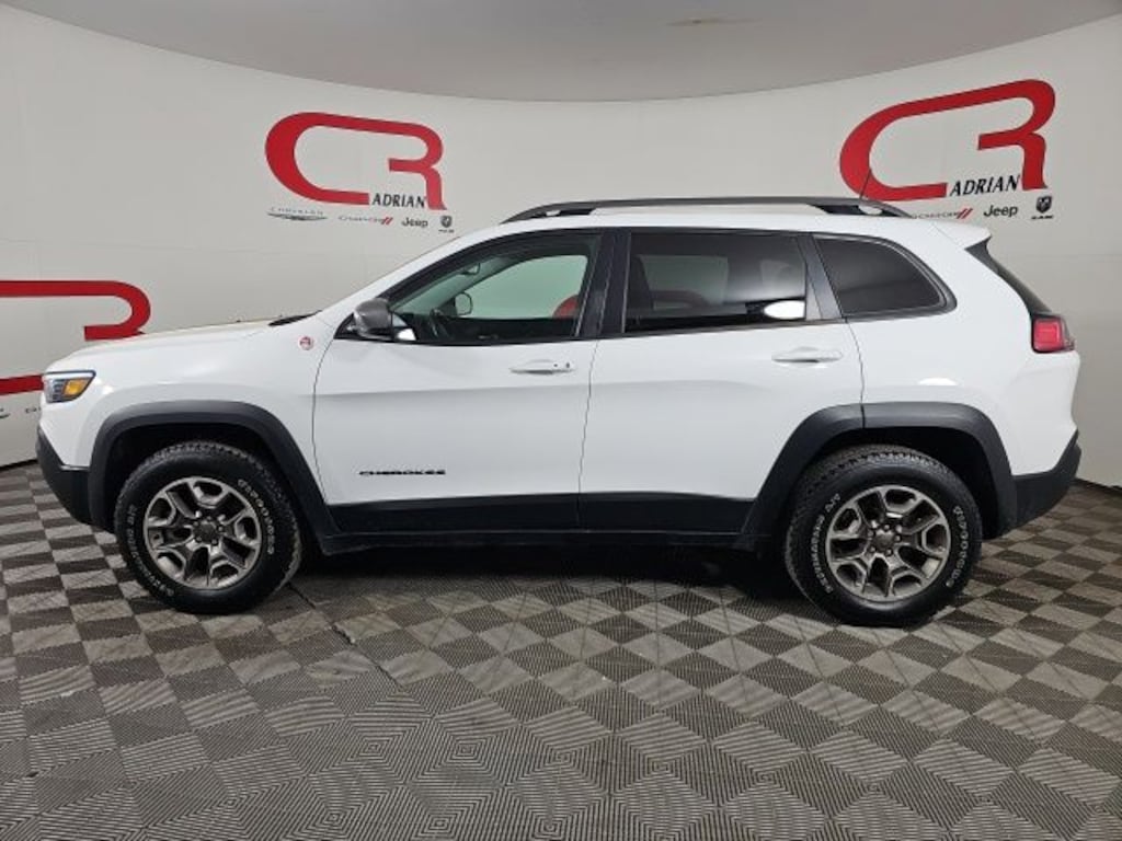 Used 2021 Jeep Cherokee Trailhawk SUV