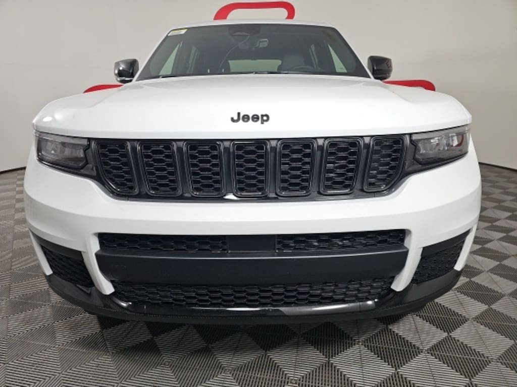 New 2025 Jeep Grand Cherokee L ALTITUDE 4X4 Sport Utility