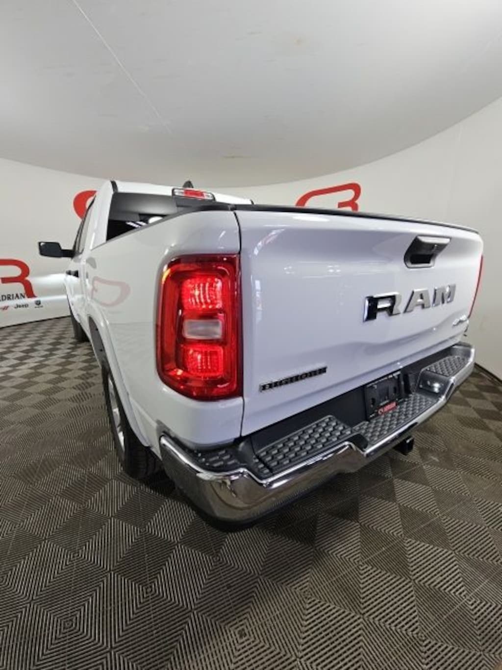 New 2026 Ram 1500 BIG HORN CREW CAB 4X4 5'7 BOX Pickup
