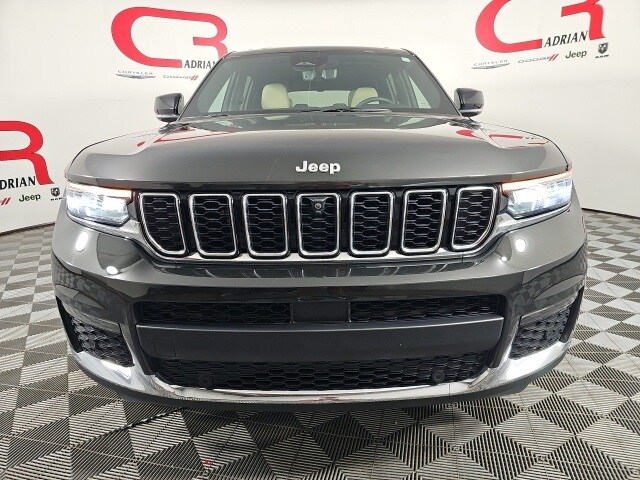 2024 Jeep Grand Cherokee Limited photo 2