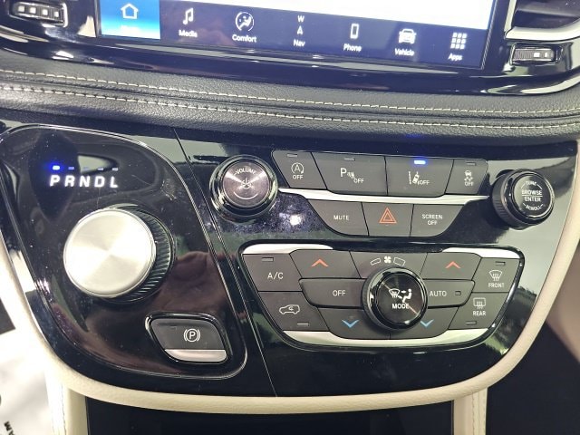 2024 Chrysler Pacifica Limited - Photo 26