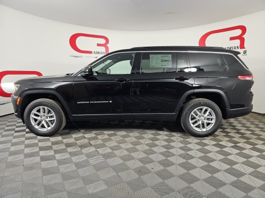 New 2025 Jeep Grand Cherokee L LAREDO X 4X4 Sport Utility